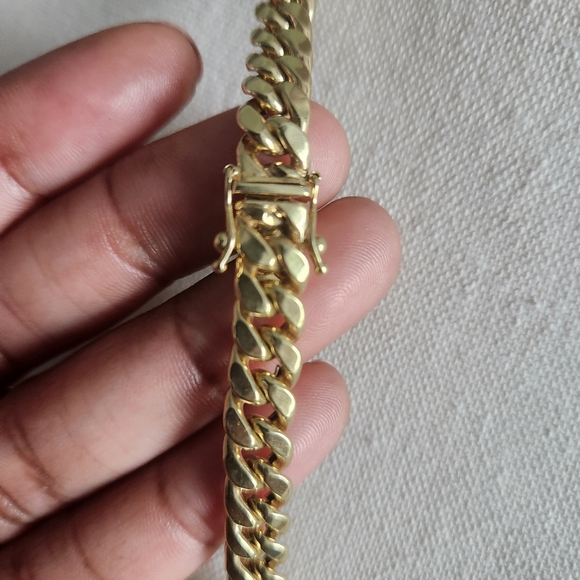 Cuban Link - Picture 2 of 4